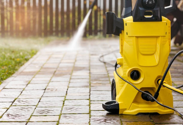 Best Building Exterior Washing  in Salinas, CA